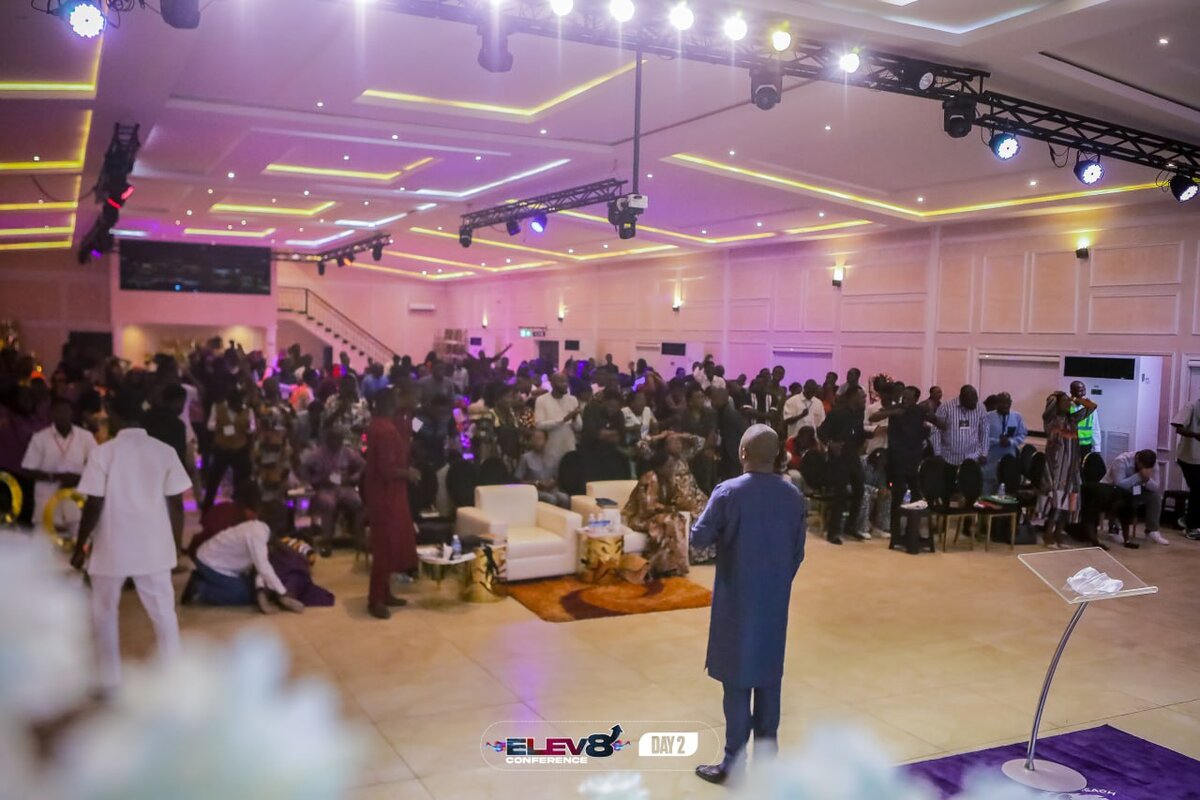 Elev8 Conference worship session
